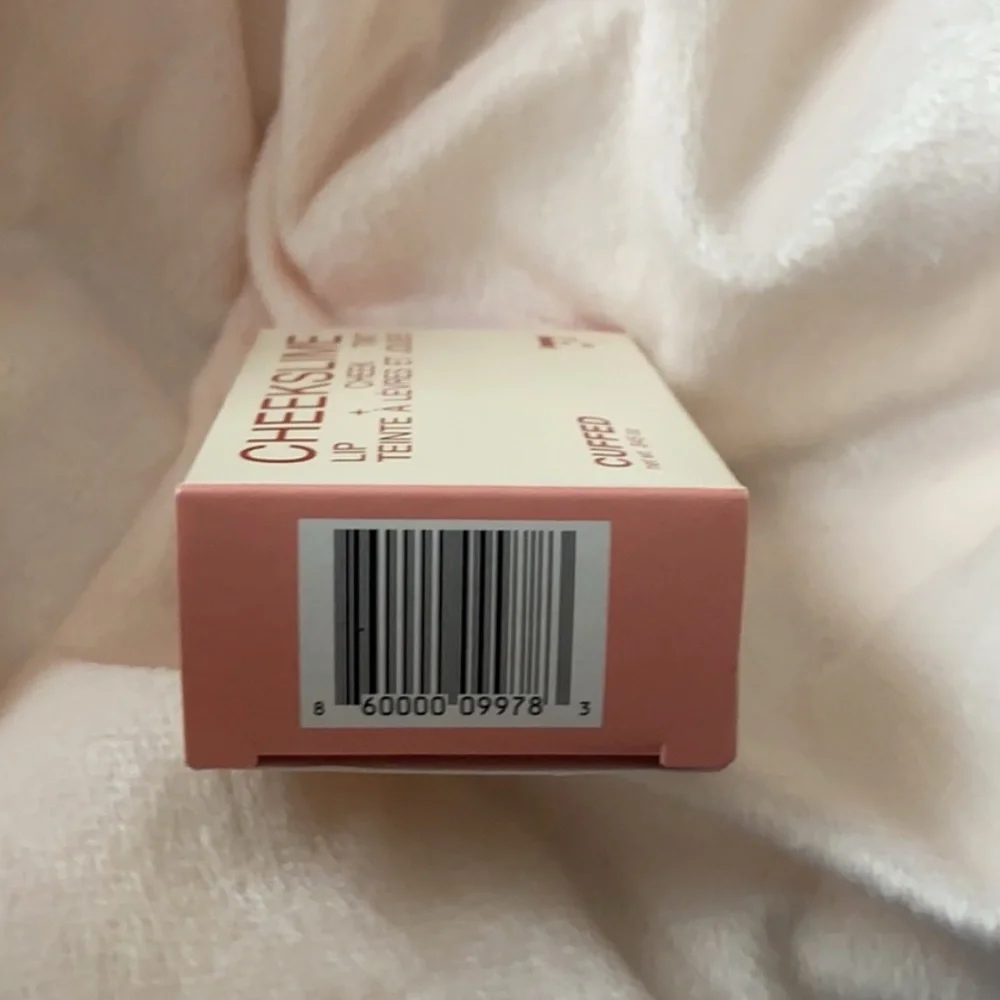 Freck Beauty CHEEKSLIME - Cuffed  LIP + CHEEK TINT net wt. .845‎ fl oz